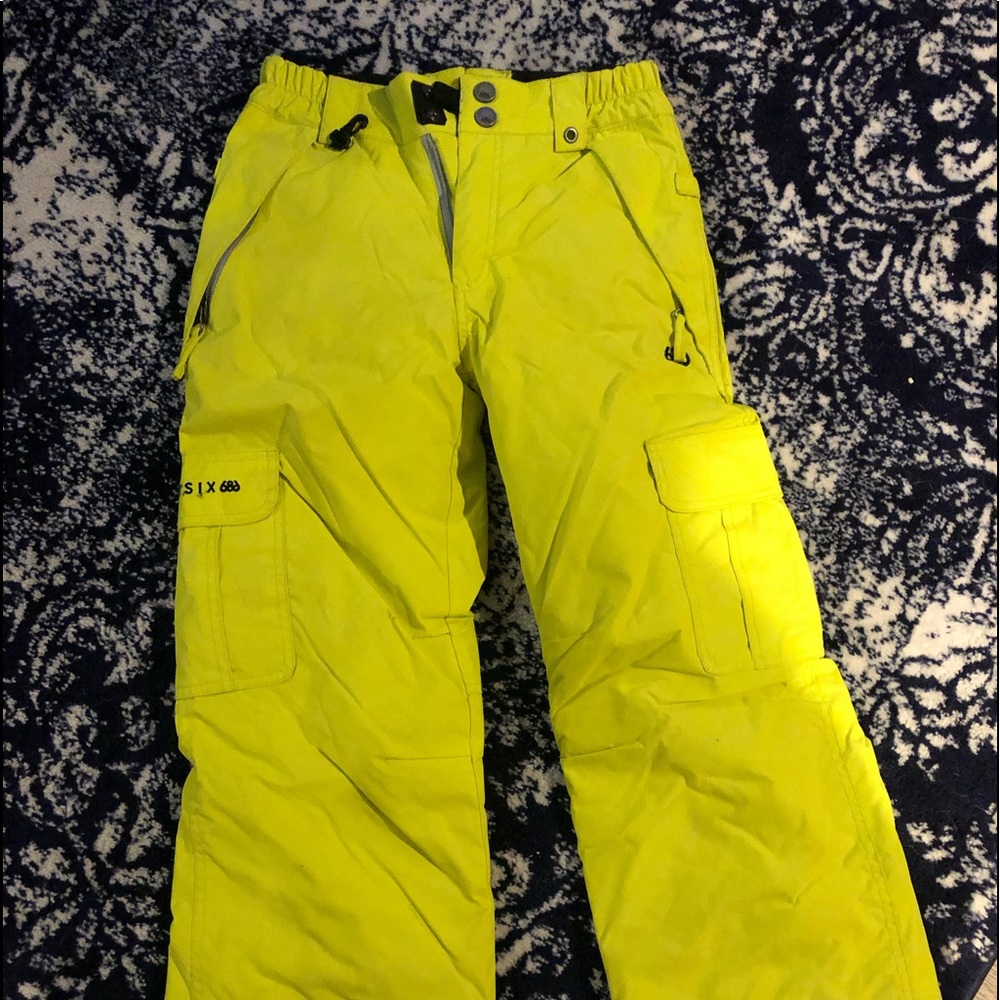 686 Boys youth small ski/snow board pants